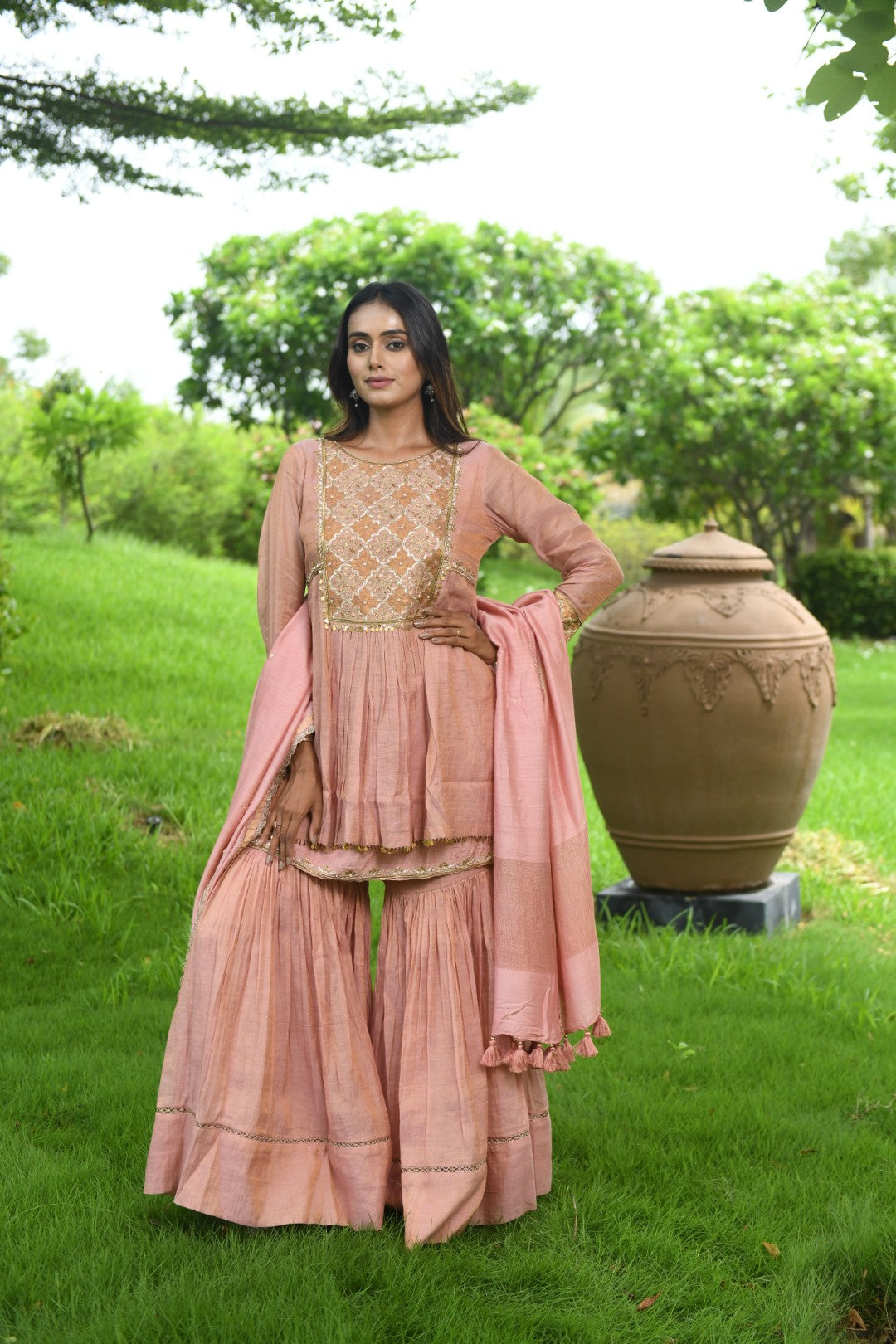 PEACH RIWAYAT TISSUE SHARARA SET